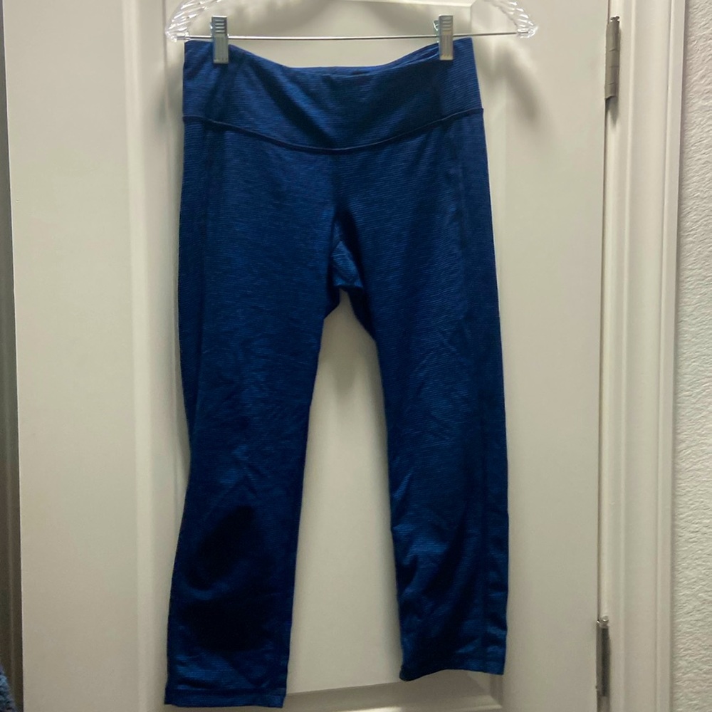 OLDNAVY ACTIVE WEAR Capris Leggings (medium)